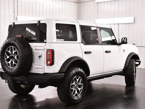Used 2025 Ford Bronco Badlands AWD/4WD image 8