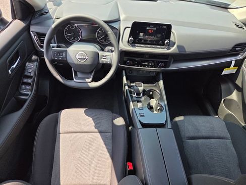New 2026 Nissan Rogue SV FWD image 6