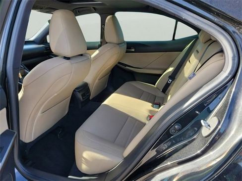 Used 2020 Lexus IS 350 F Sport w/ F Sport Package image 10