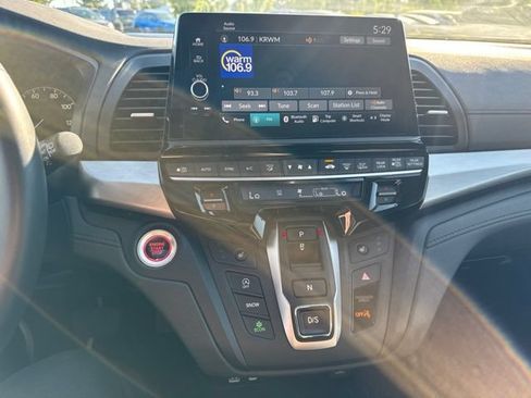 Used 2025 Honda Odyssey EX-L image 19