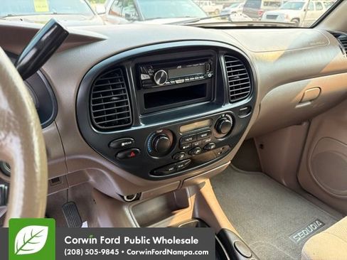Used 2001 Toyota Sequoia SR5 AWD/4WD image 21