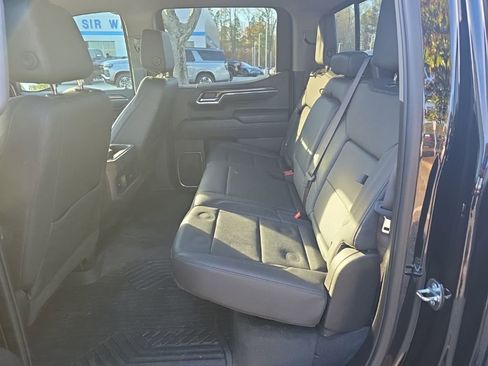 Used 2023 Chevrolet Silverado 1500 LT Trail Boss w/ LT Trail Boss Premium Package image 13