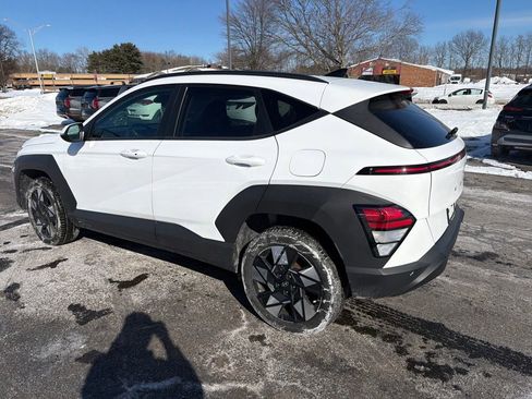 Used 2025 Hyundai Kona SEL image 5