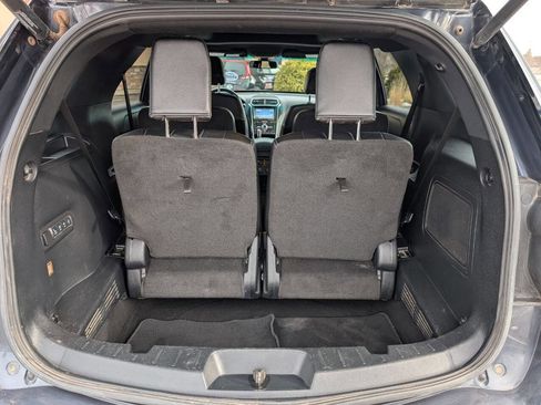 Used 2017 Ford Explorer Limited w/ Equipment Group 301A image 13