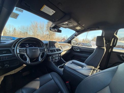 Used 2024 Chevrolet Tahoe Z71 w/ Luxury Package image 13