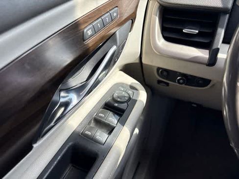 Used 2018 GMC Terrain Denali w/ Advanced Safety Package FWD image 23