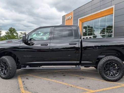Used 2026 RAM 2500 Big Horn AWD/4WD image 8