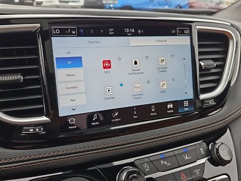 New 2026 Chrysler Pacifica Pinnacle image 35