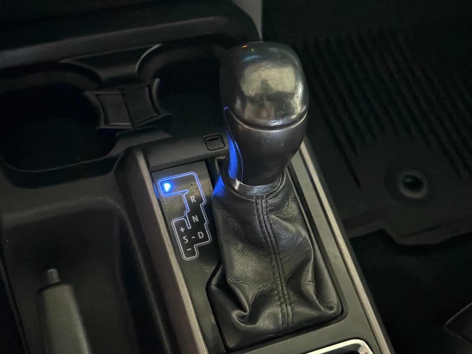 Used 2019 Toyota Tacoma TRD Off-Road AWD/4WD image 22