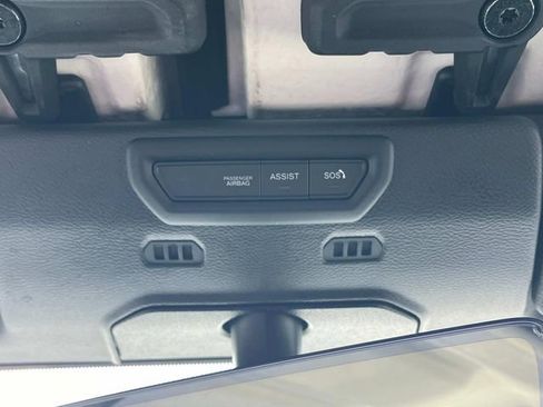 Certified 2022 Jeep Wrangler Unlimited Sahara image 22