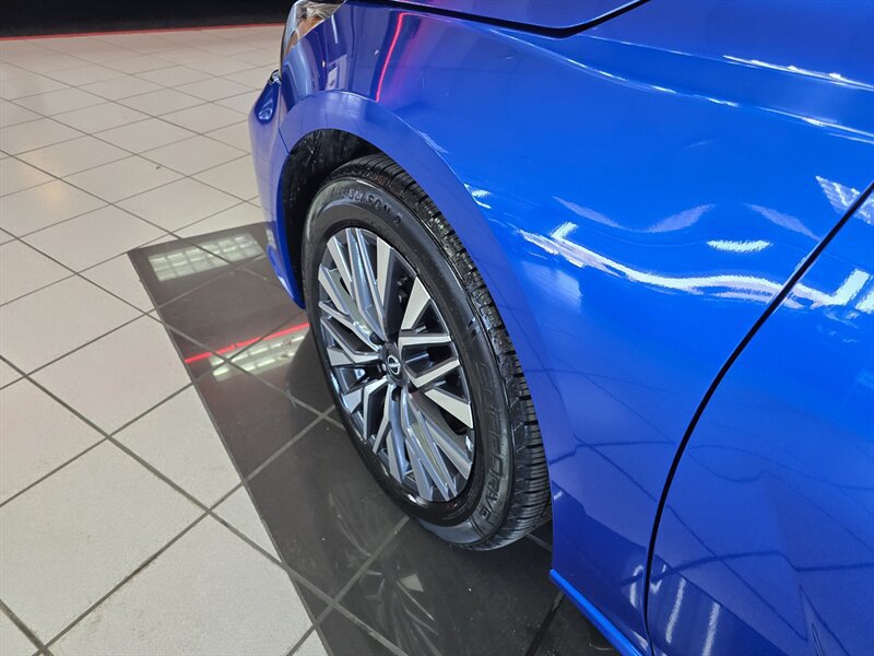 Used 2025 Nissan Altima 2.5 SV FWD image 31