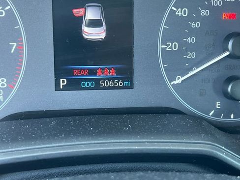 Used 2024 Toyota Corolla LE FWD image 16