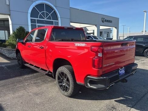 Used 2021 Chevrolet Silverado 1500 LT Trail Boss w/ Bed Protection Package image 17