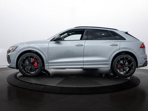 New 2026 Audi RS Q8 performance image 7