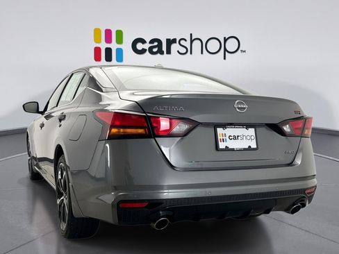 Used 2024 Nissan Altima 2.5 SR w/ SR Premium Package AWD/4WD image 3