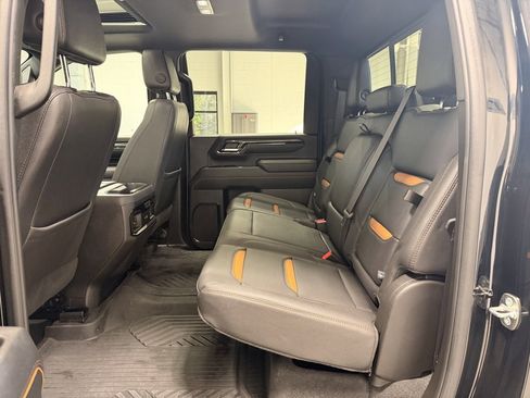 Used 2024 GMC Sierra 2500 AT4 w/ AT4 Premium Plus Package image 21