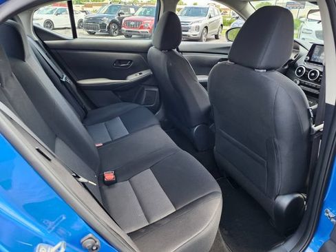 Used 2025 Nissan Sentra SV FWD image 19