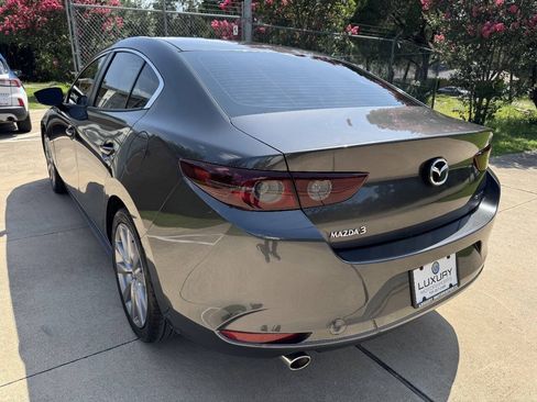 Used 2021 MAZDA MAZDA3 s FWD image 7