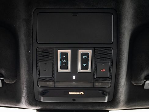 Used 2020 Jaguar F-PACE S image 37