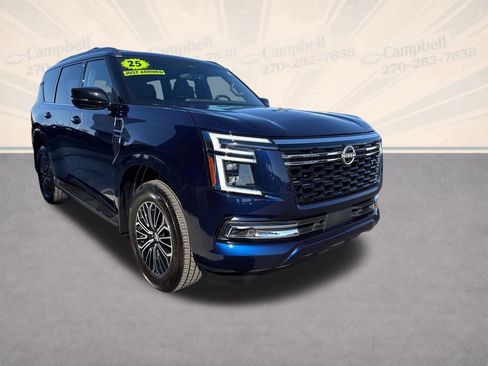 Used 2025 Nissan Armada SL w/ Captain's Chari Seat Package image 17