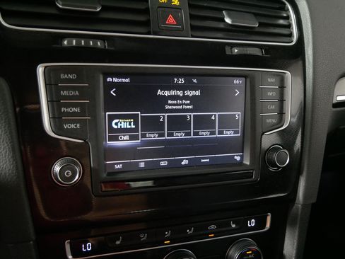 Used 2016 Volkswagen GTI S FWD image 22