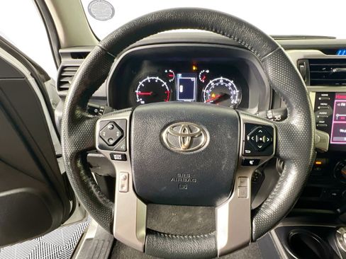 Used 2024 Toyota 4Runner SR5 Premium AWD/4WD image 17