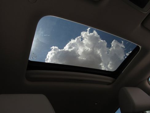 New 2026 Honda HR-V EX-L image 6