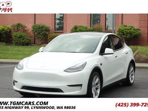 Used 2021 Tesla Model Y Long Range AWD/4WD image 1
