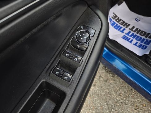 Used 2021 Ford Edge SE AWD/4WD image 12