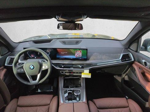 Used 2026 BMW X5 xDrive50e w/ Climate Comfort Package AWD/4WD image 15