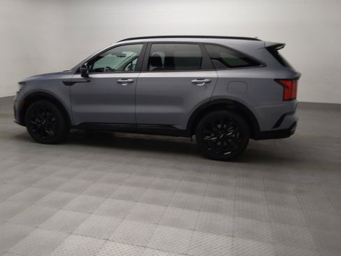 Used 2022 Kia Sorento SX image 3