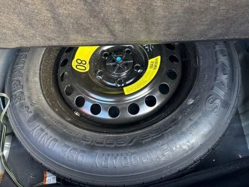 Used 2015 Chrysler 200 C w/ Navigation & Sound Group I image 59