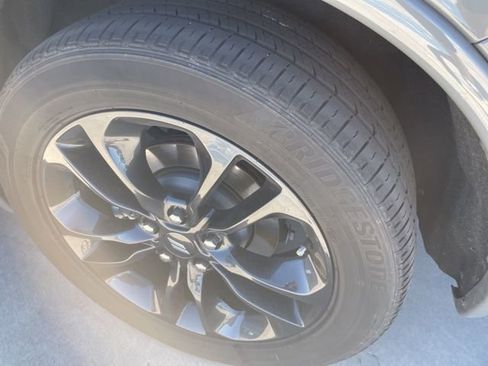 Used 2022 Dodge Durango R/T w/ Blacktop Package RWD image 10