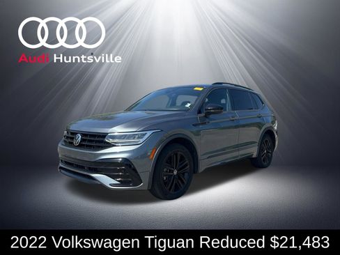 Used 2022 Volkswagen Tiguan SE R-Line image 1
