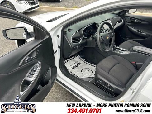 Used 2024 Chevrolet Malibu LT image 9