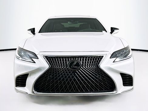 Used 2020 Lexus LS 500 image 2