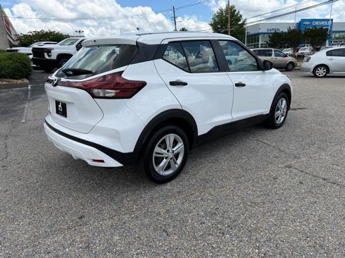 Used 2021 Nissan Kicks S FWD image 35
