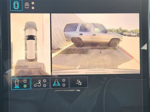 Used 2025 GMC Yukon Elevation RWD image 14