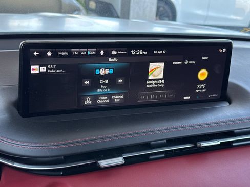 Used 2023 Genesis GV70 2.5T w/ Sport Prestige Package AWD/4WD image 16
