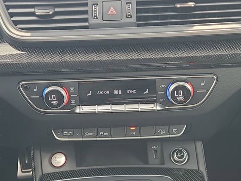 Used 2018 Audi SQ5 Prestige w/ Prestige Package image 24