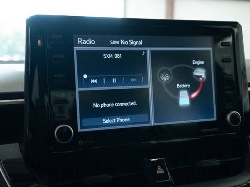 Used 2022 Toyota Corolla LE FWD image 4