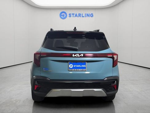 Used 2024 Kia Seltos S FWD image 7