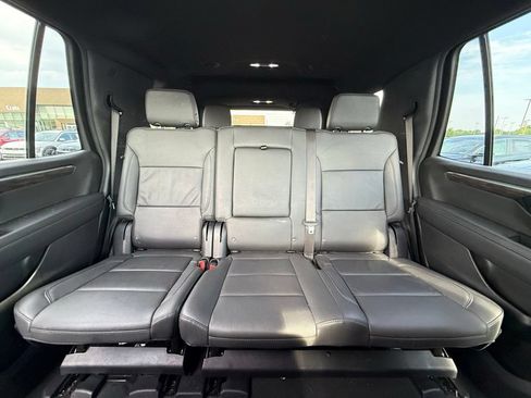 Used 2025 Chevrolet Tahoe Z71 AWD/4WD image 30