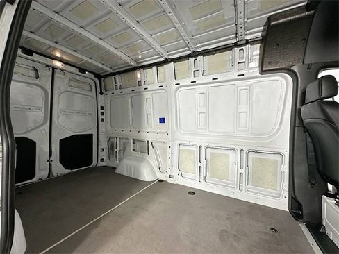 Used 2025 Mercedes-Benz Sprinter 2500 image 23