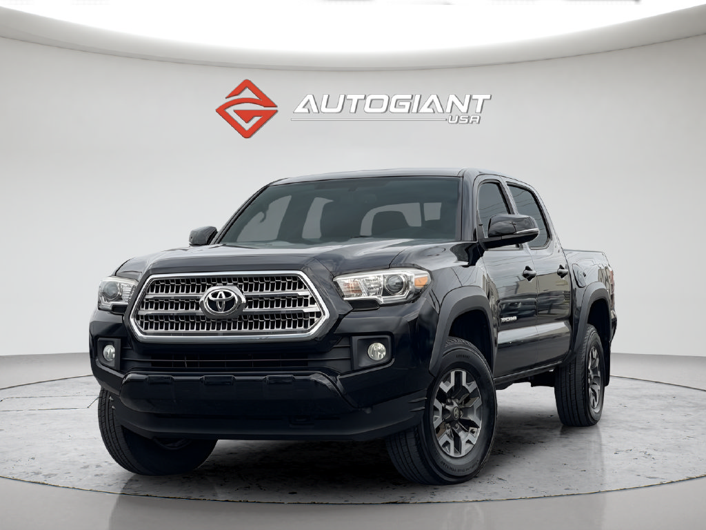 Used 2016 Toyota Tacoma TRD Off-Road AWD/4WD image 1