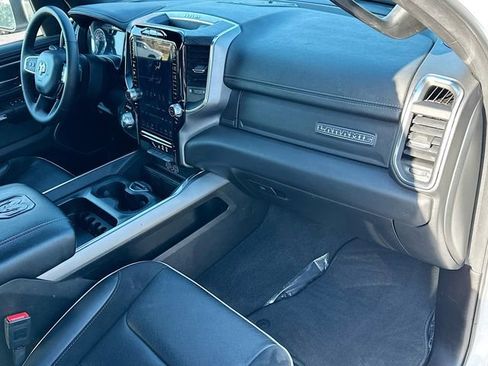 Used 2025 RAM 1500 Laramie image 30