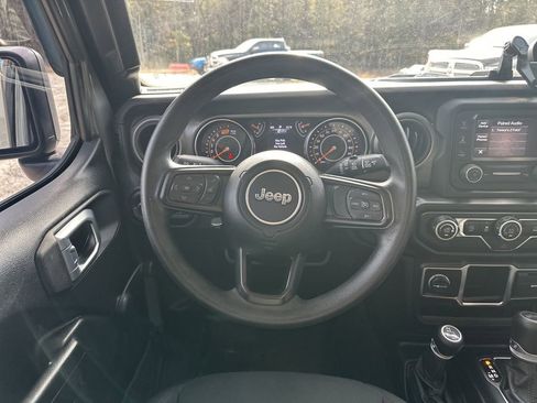 Used 2021 Jeep Wrangler Unlimited Sport image 24