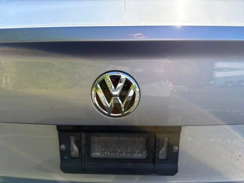 Used 2020 Volkswagen Jetta SE FWD image 15