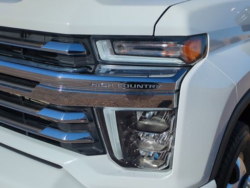 Used 2022 Chevrolet Silverado 3500 High Country w/ Safety Package II image 10