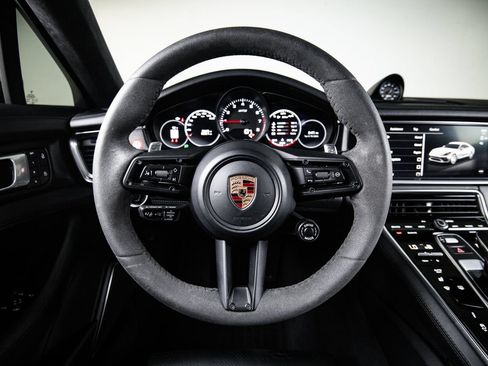 Used 2022 Porsche Panamera GTS AWD/4WD image 26